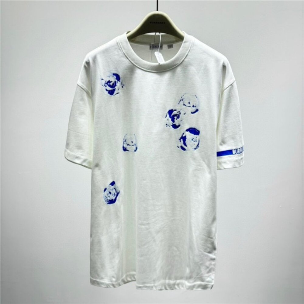 Burberry Men's T-shirt